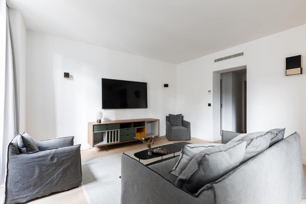 פריז Pick A Flat'S Apartment In Saint Germain - Rue Corneille מראה חיצוני תמונה